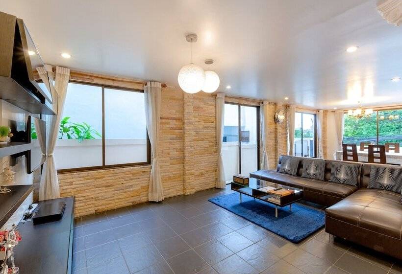 수영장이 있는 3베드룸 빌라, Club Bamboo Boutique Patong Beach Resort