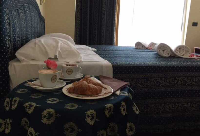 Номер Комфорт, Yachting Hotel Mistral