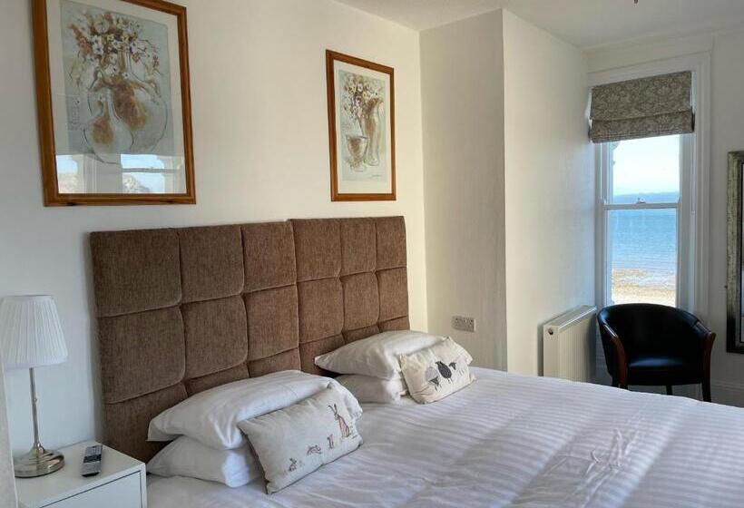 Номер Стандарт Вид на Море, The Shelbourne   Exclusivley For Adults