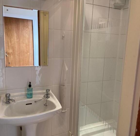 Номер Стандарт, The Shelbourne   Exclusivley For Adults