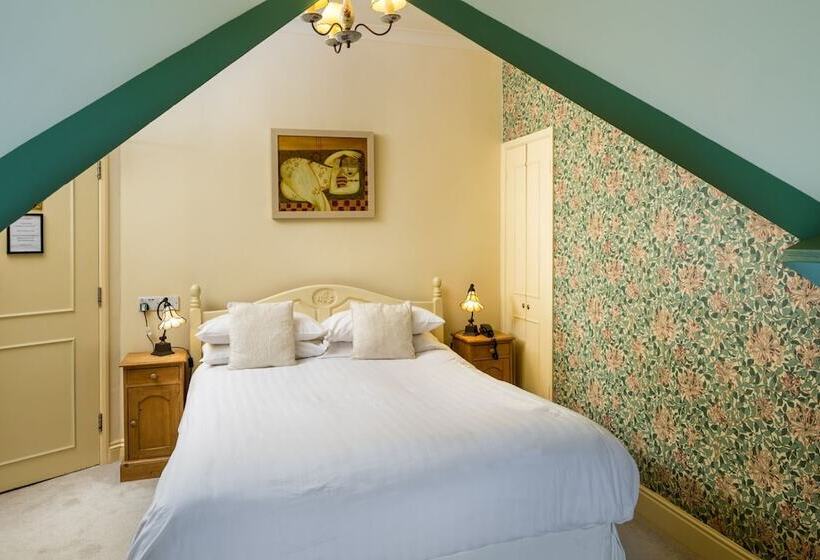 Номер Superior, Orestone Manor