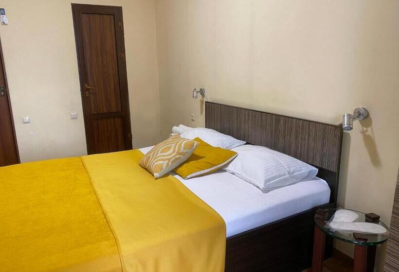 اتاق استاندارد با تخت بزرگ, Guesthouse Aygestan