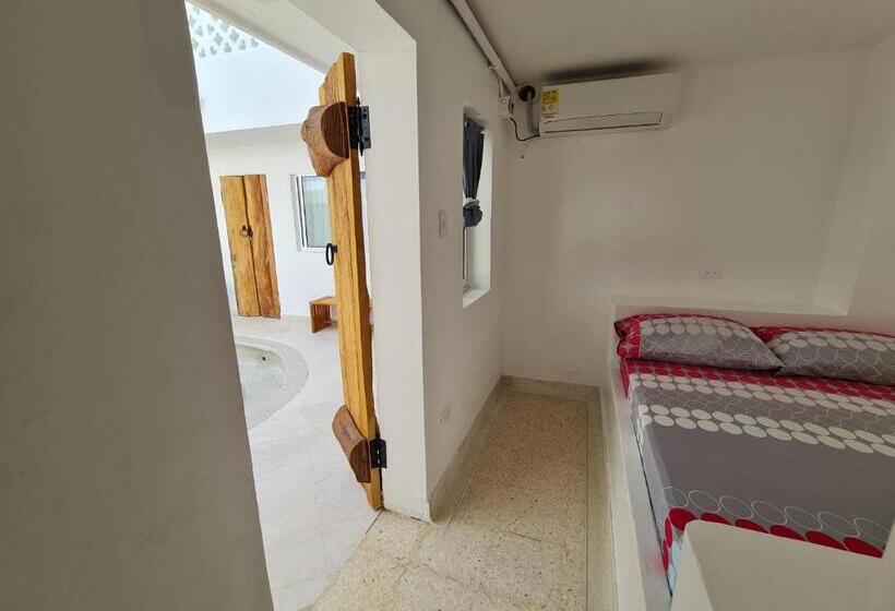 수피리어 싱글 룸, El Faro Hostel