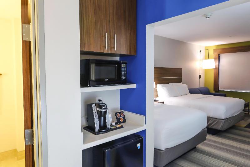 Номер Superior, Holiday Inn Express & Suites   Houston Iah   Beltway 8, An Ihg