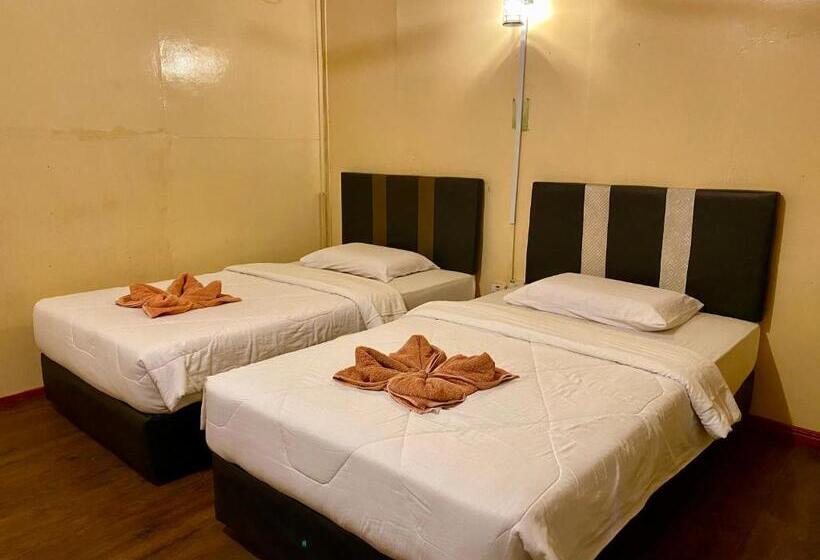 اتاق استاندارد, Sukau Greenview Bed & Breakfast