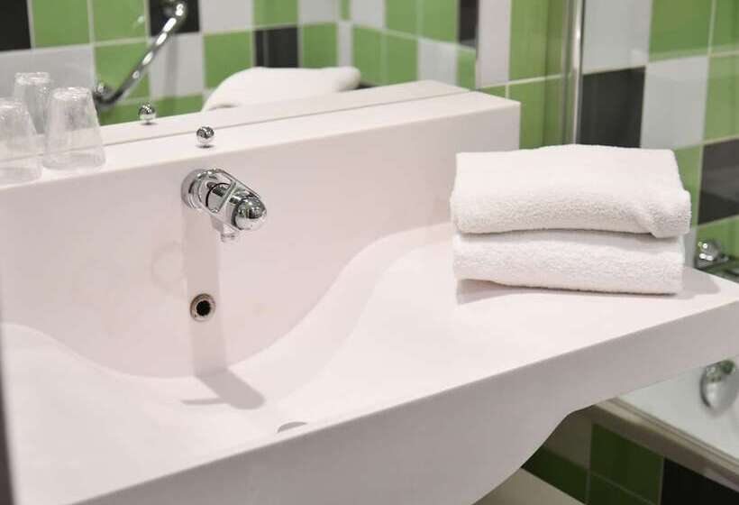 Номер Стандарт, Ibis Styles Avignon Sud