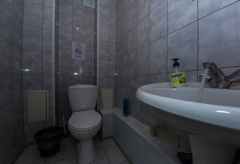 Кровать в Общей Комнате, Hostel My World
