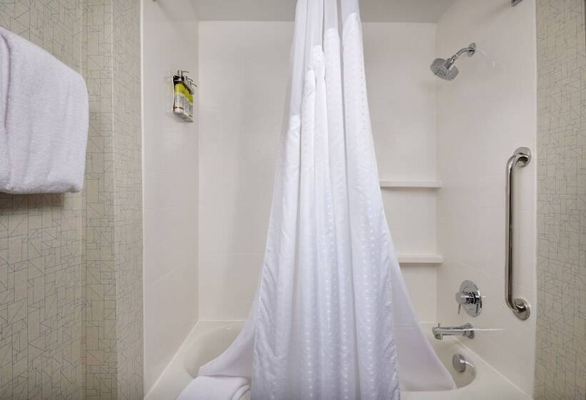 Номер Стандарт, Holiday Inn Express   Lockport, An Ihg