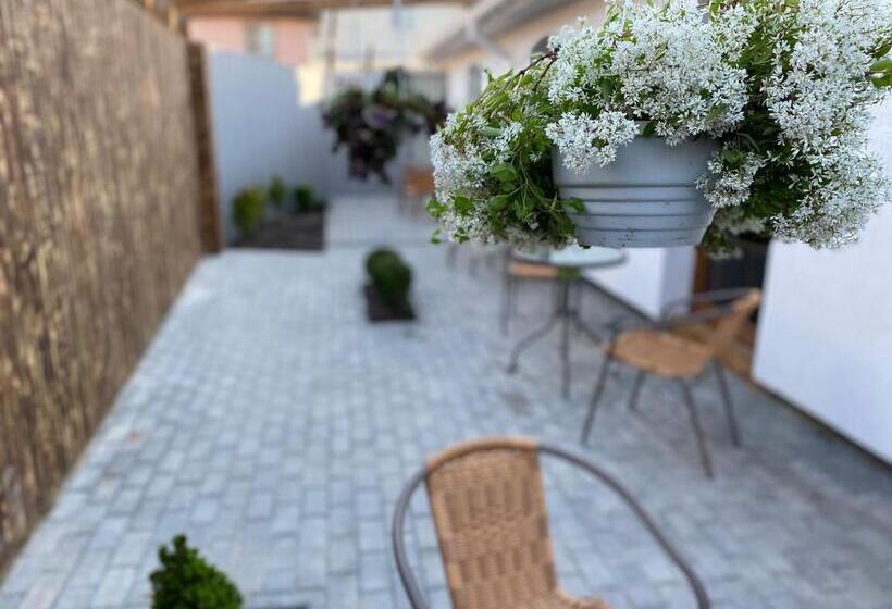اتاق لوکس, 4rooms