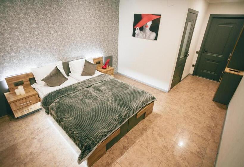 اتاق لوکس, 4rooms