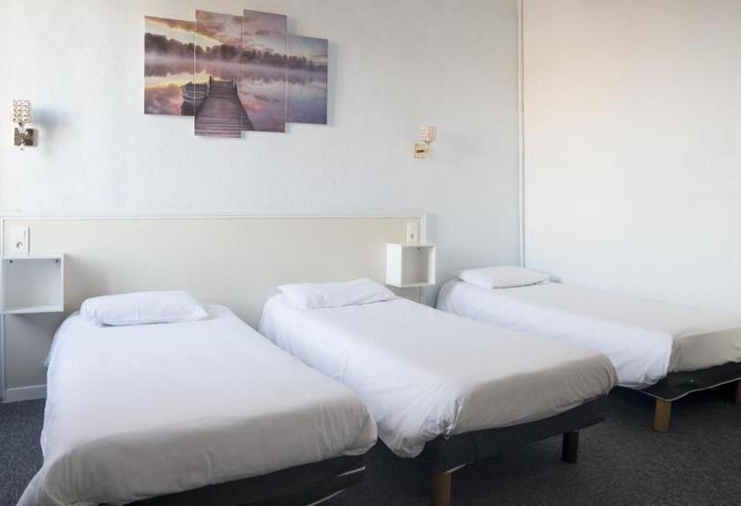 Номер Стандарт Трехместный, Citotel Hôtel Cesar
