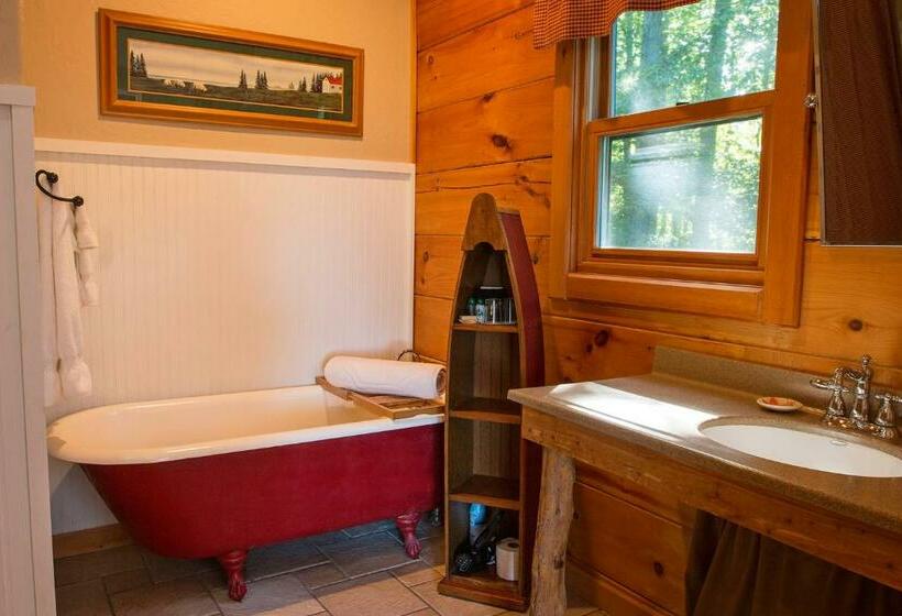 キングサイズベッドのスタンダードルーム, Lazy Bear Lodge