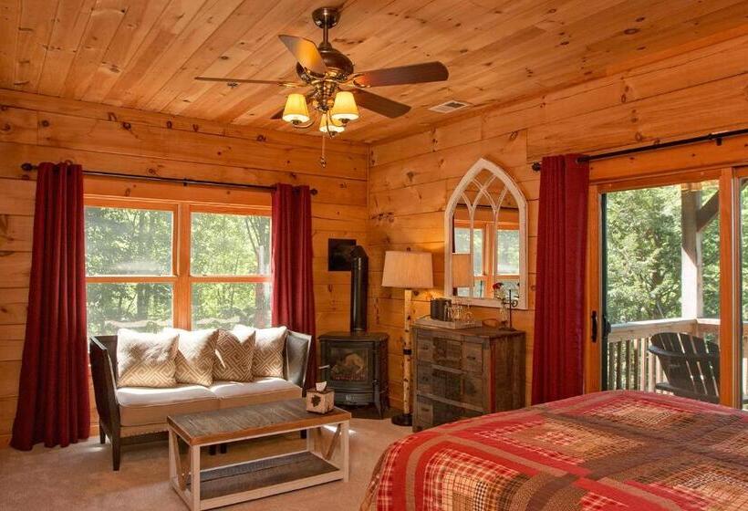 Номер Стандарт с Балконом, Lazy Bear Lodge