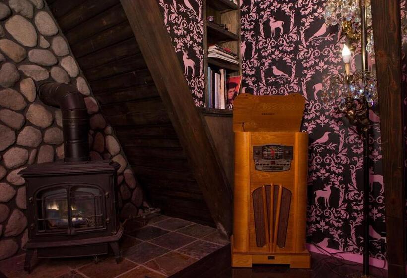 Номер Стандарт Вид на Горы, Hicksville Pines Chalets & Motel