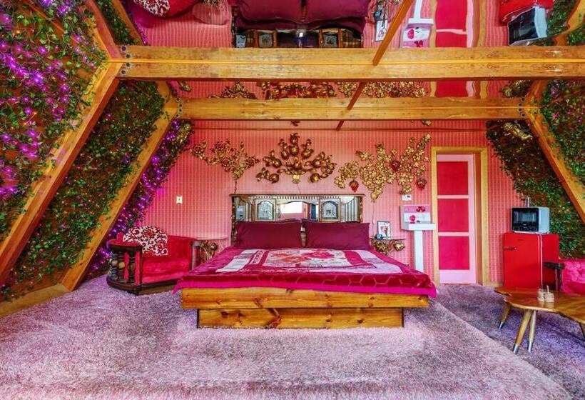 Стандартный Номер Кровать Кинг, Hicksville Pines Chalets & Motel