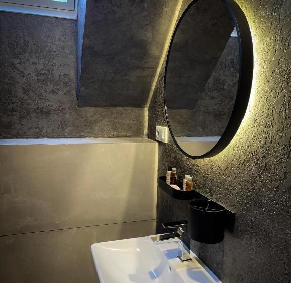 带阳台的豪华间, Boutique Hotel & Spa Doma U Nás   Entry Aquacity Free