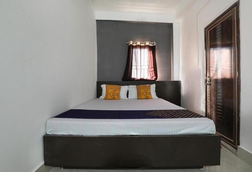 三人经典房间, Spot On 64662 Hill View Guest House