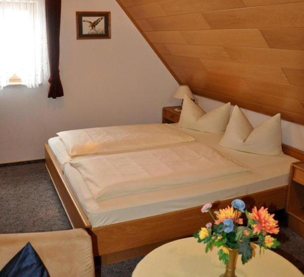 スタンダードルーム, Gasthaus Tauberstube