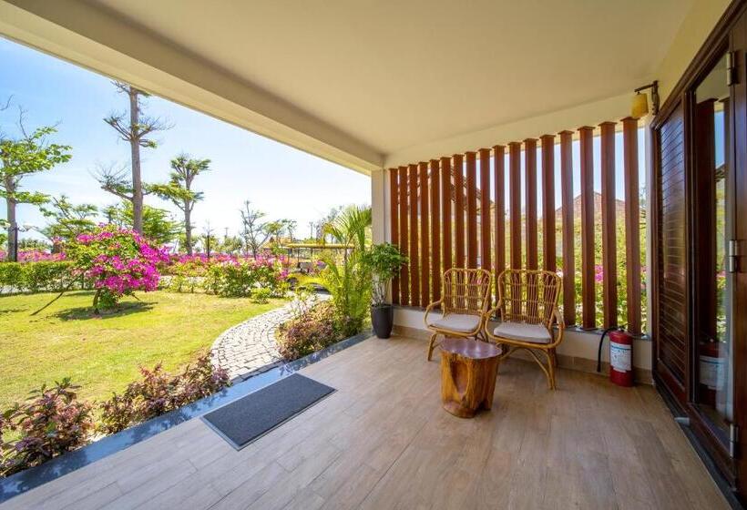 ویلای لوکس 1 خوابه, Sao Mai Beach Resort