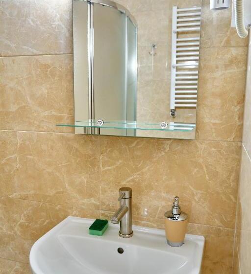 اتاق استاندارد سه نفره, каприз