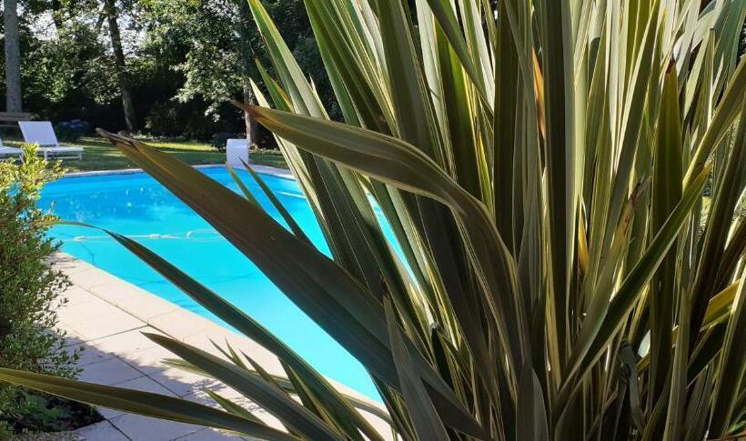 Standard room with outdoor bath, Chambres D Hôtes Les Barrerres