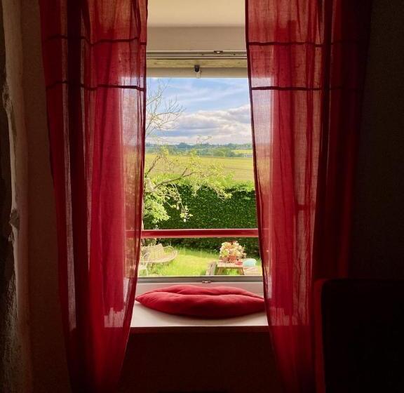 Номер Superior, Chambre D Hôtes Des Anges Proche Mont Saint Michel, L Angevinière