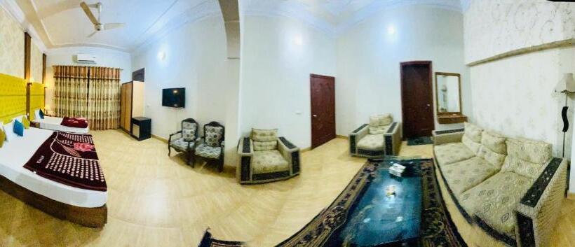 سوییت خانوادگی, Serena Palace