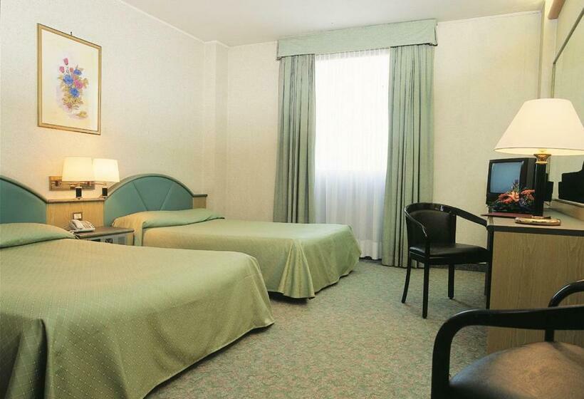 غرفة إقتصادية عائلية, Antony Hotel   Venice Airport