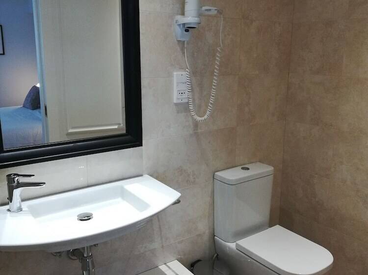 Номер Стандарт, Avenue Louise Brussels Trademark Collection By Wyndham