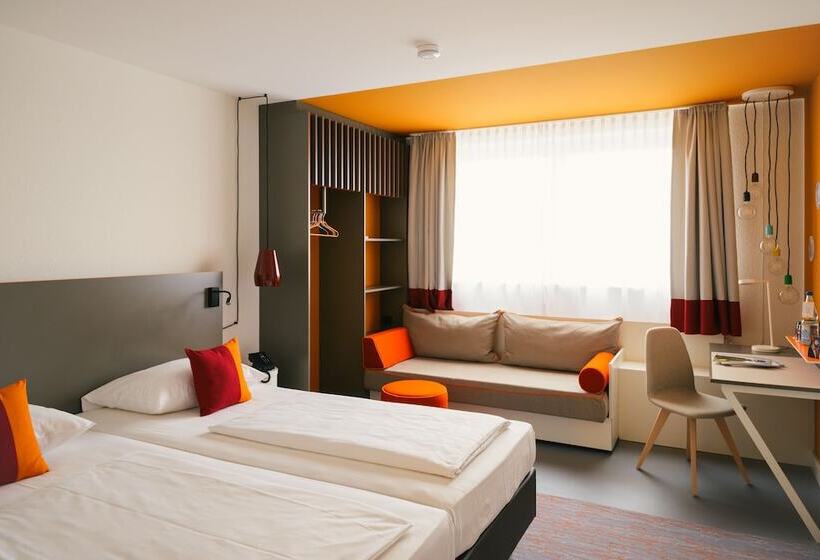 Номер Стандарт с Гостиной, Vienna House Easy By Wyndham Amberg