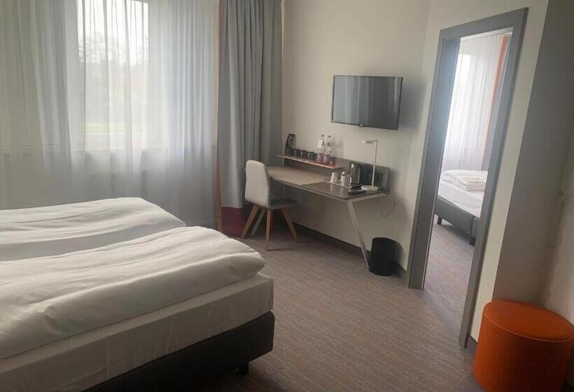 Семейный Номер, Vienna House Easy By Wyndham Amberg
