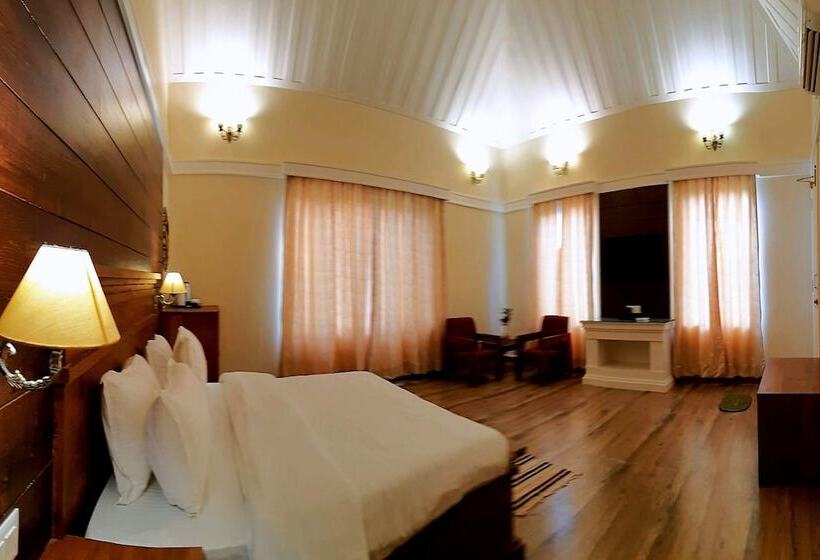 Люкс, Greendale Resort