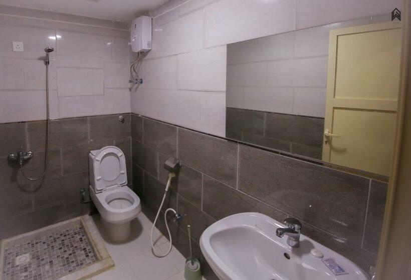 וילה עם חדר שינה אחד ובריכת שחיה, Yar Furnished Apartments