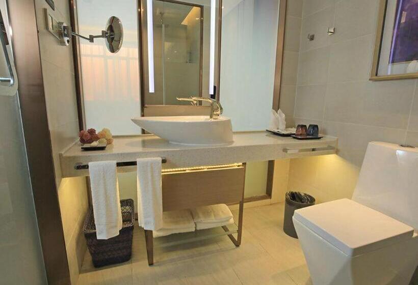 Номер Deluxe Кровать Кинг, Lavande Hotels·foshan Bijiang Light Rail Country Garden Headquarters