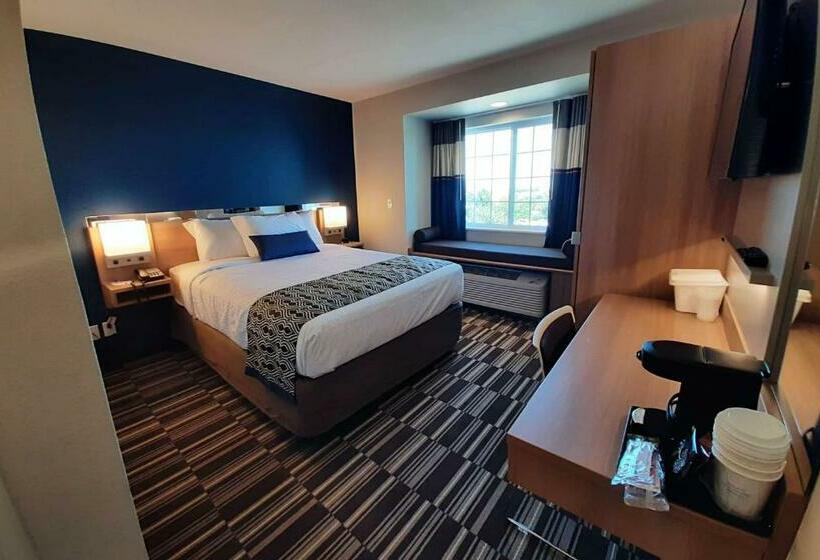 Номер Стандарт Адаптированный для Инвалидов, Microtel Inn & Suites By Wyndham Loveland