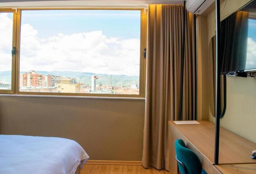 اتاق سوپریور با تخت بزرگ, Bocca Hotel Korce