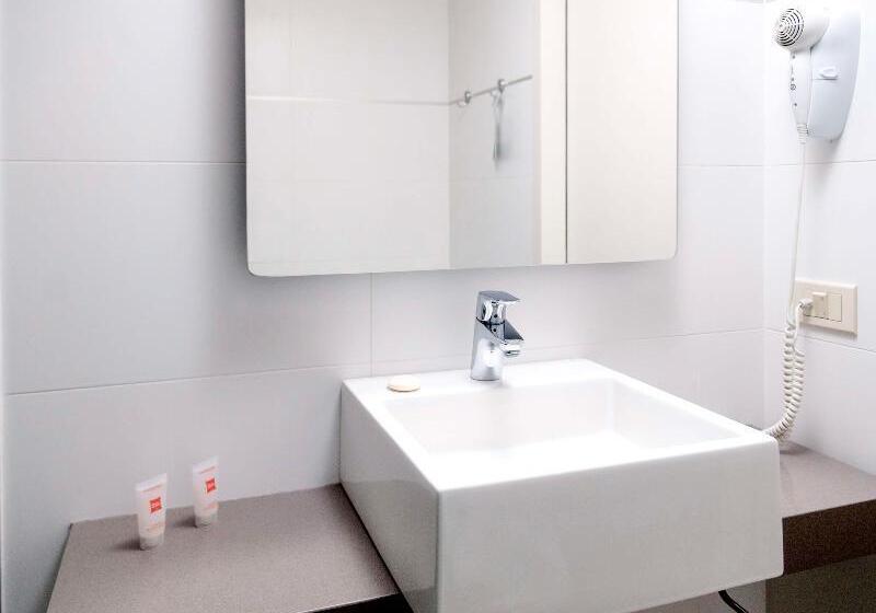Номер Стандарт, Ibis Montevideo Rambla