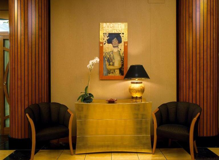 اتاق سوپریور, Ramada By Wyndham Naples