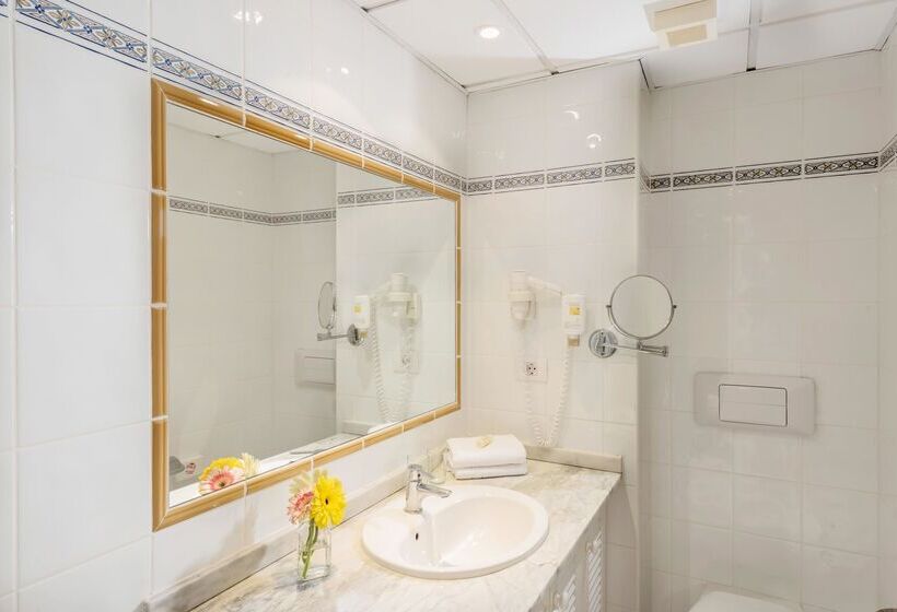 Семейный Номер, Precise Resort Tenerife