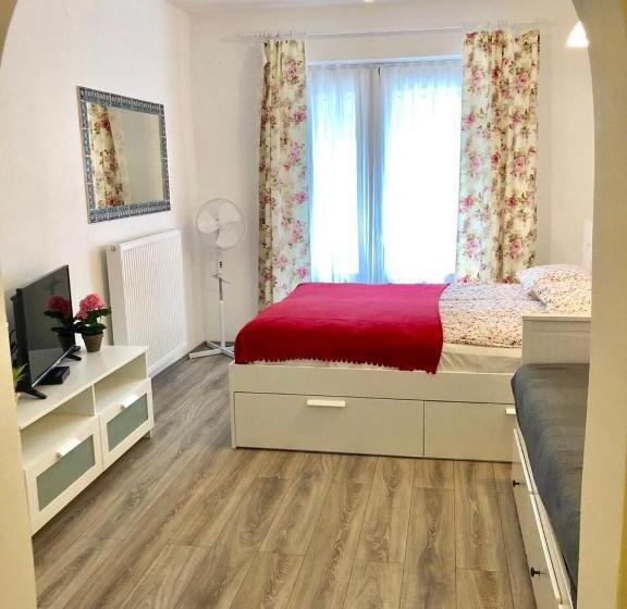 آپارتمان 1 خوابه, Apartments Maria
