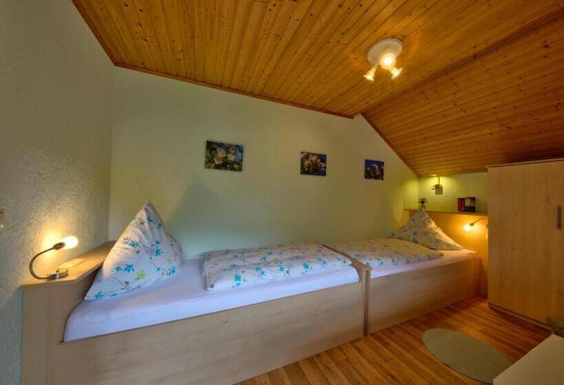 Апартаменты 2 Спальни, Ferienhaus Anne Und Weingut Willi Fett