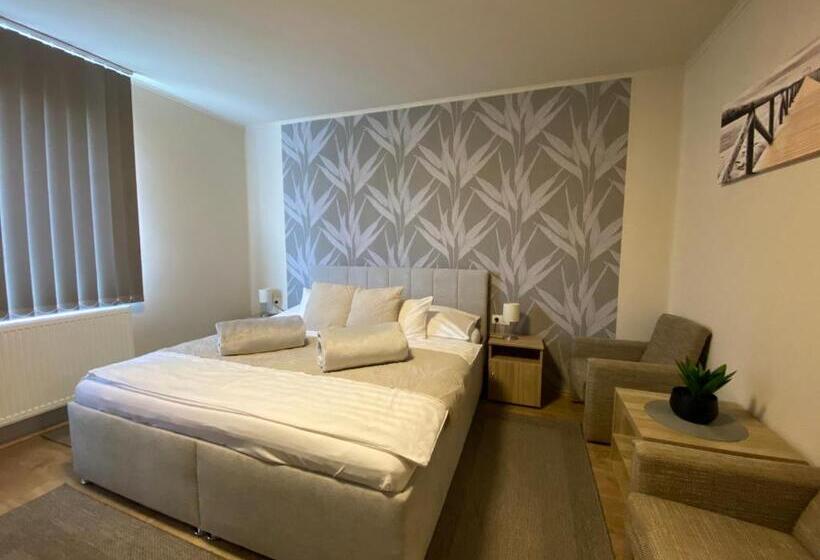 带2个卧室的公寓, Riviéra Apartmanok