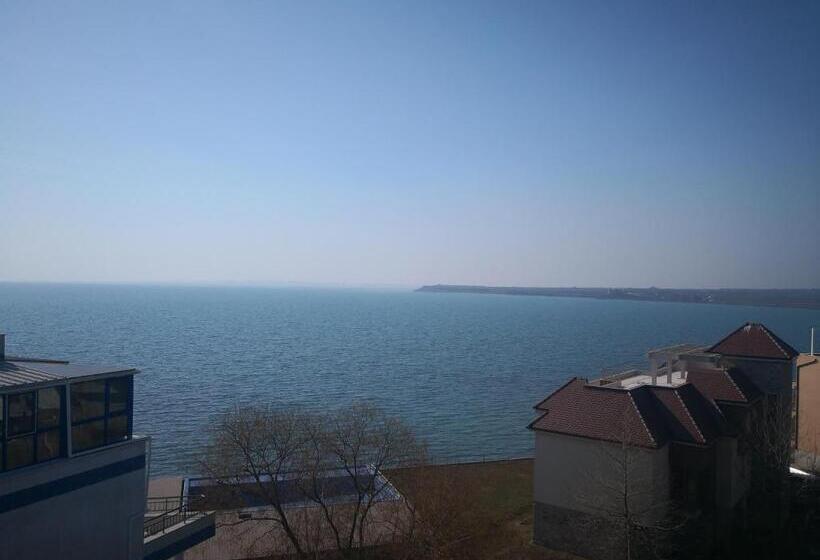 Студия Стандарт Вид на Море, Blue Bay Palace Apart Complex