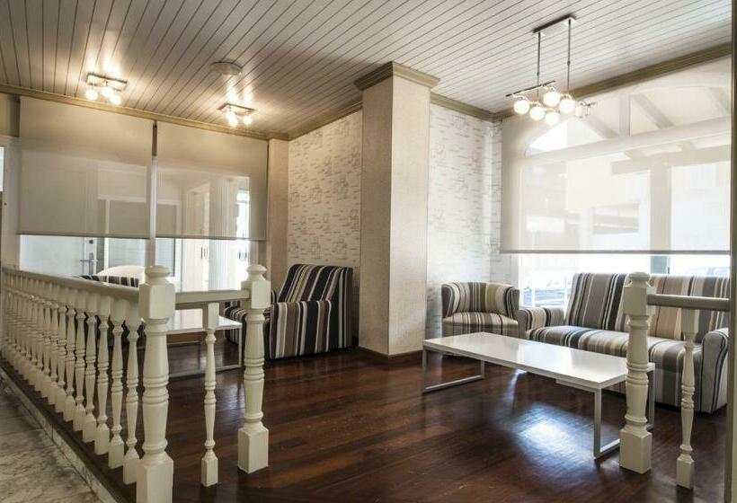 Апартаменты 1 Спальня, Apartamentos Royal Life