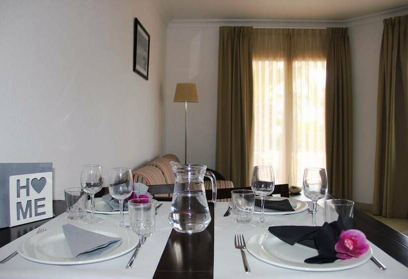 Апартаменты 1 Спальня, Apartamentos Royal Life