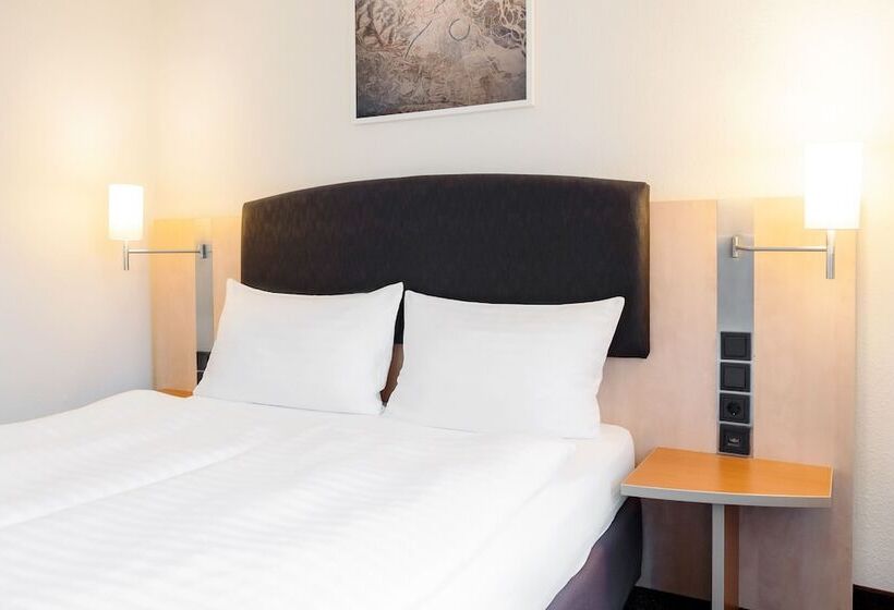 Номер Стандарт, Intercityhotel Wien
