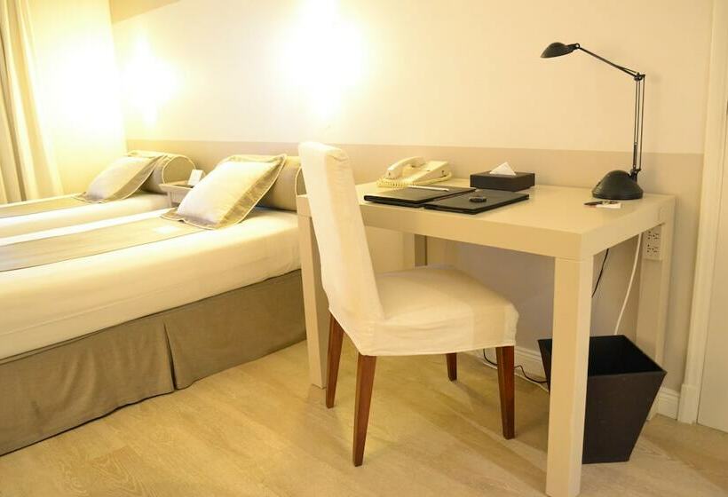 标准工作室, Loi Suites Recoleta