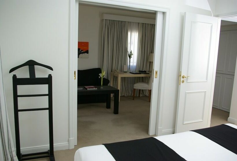 行政套房, Loi Suites Recoleta