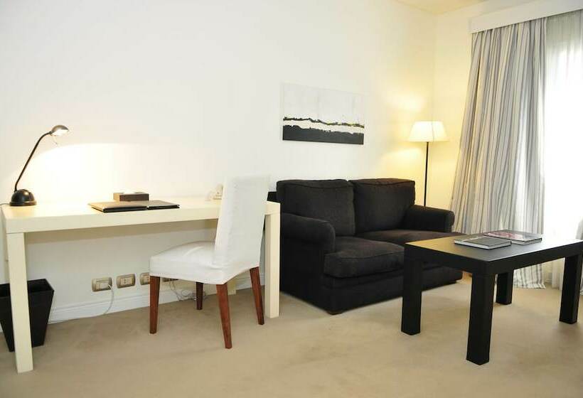 行政套房, Loi Suites Recoleta