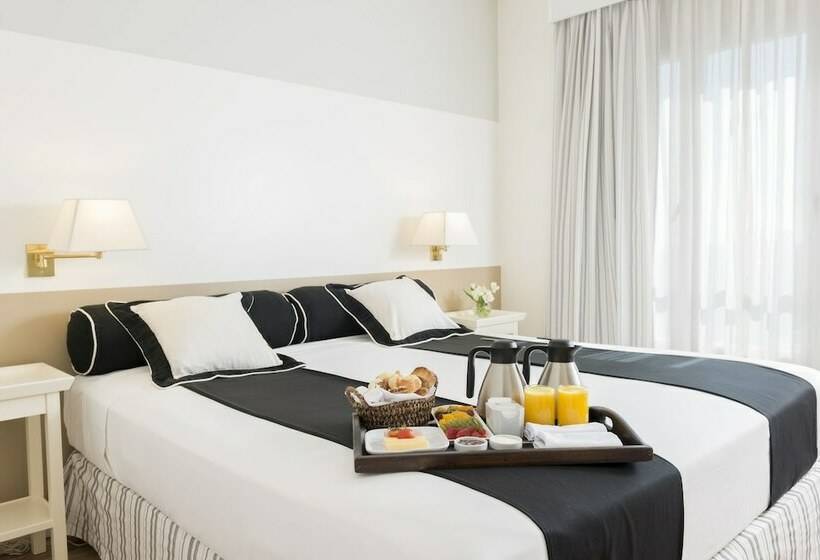 行政套房, Loi Suites Recoleta